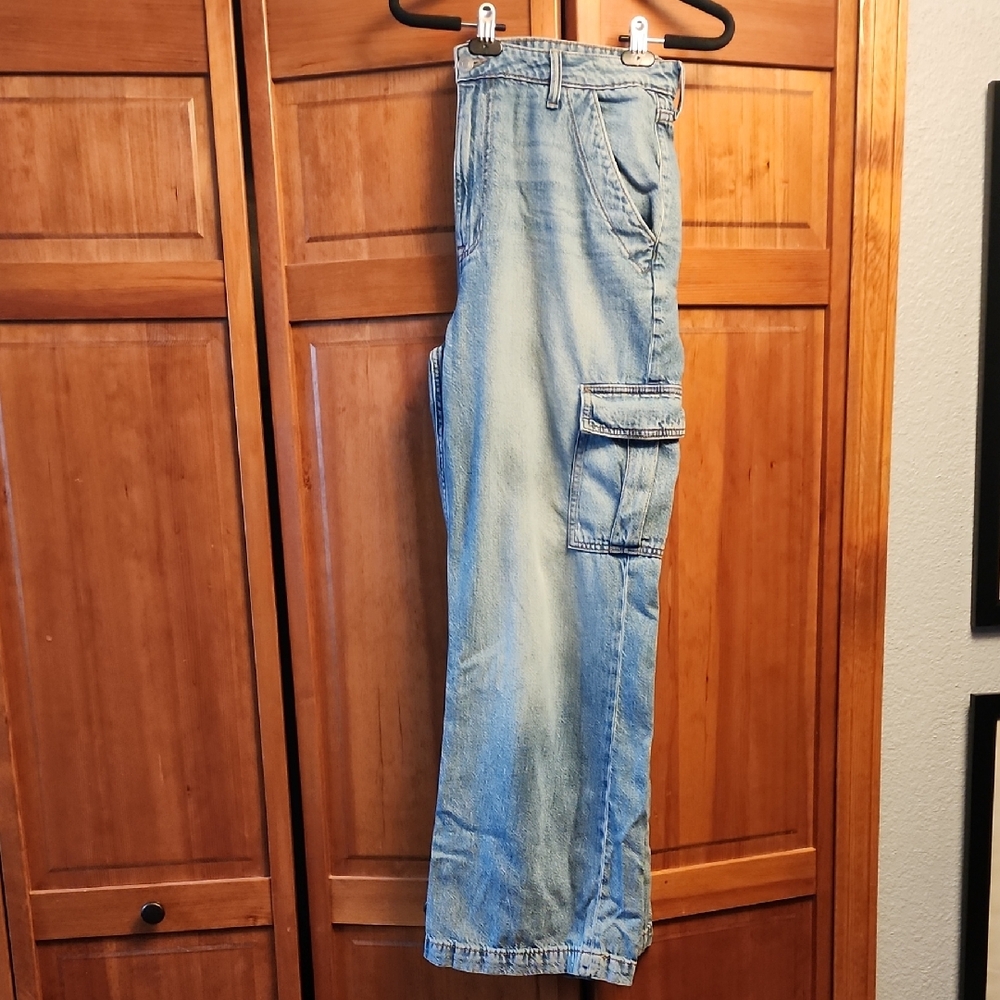 Aeropostale Women's Light Blue Relaxed Jeans
